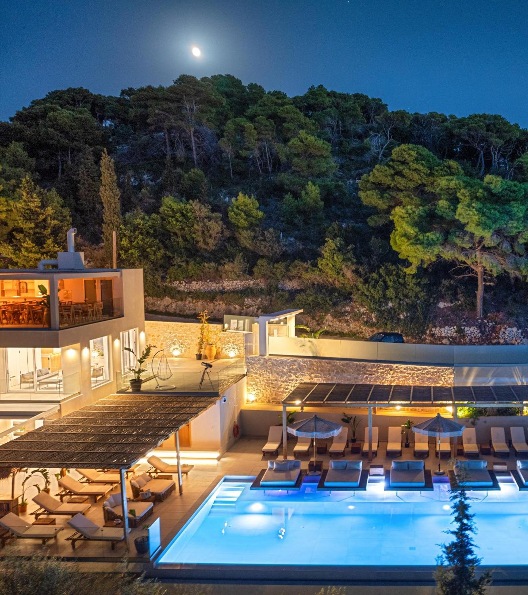 Myzith Luxury Suites كيري المظهر الخارجي الصورة